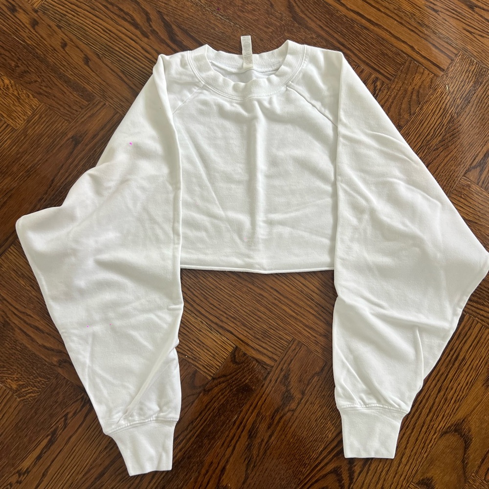 SOLD ALO Yoga Cream Cropped Sweatshirt